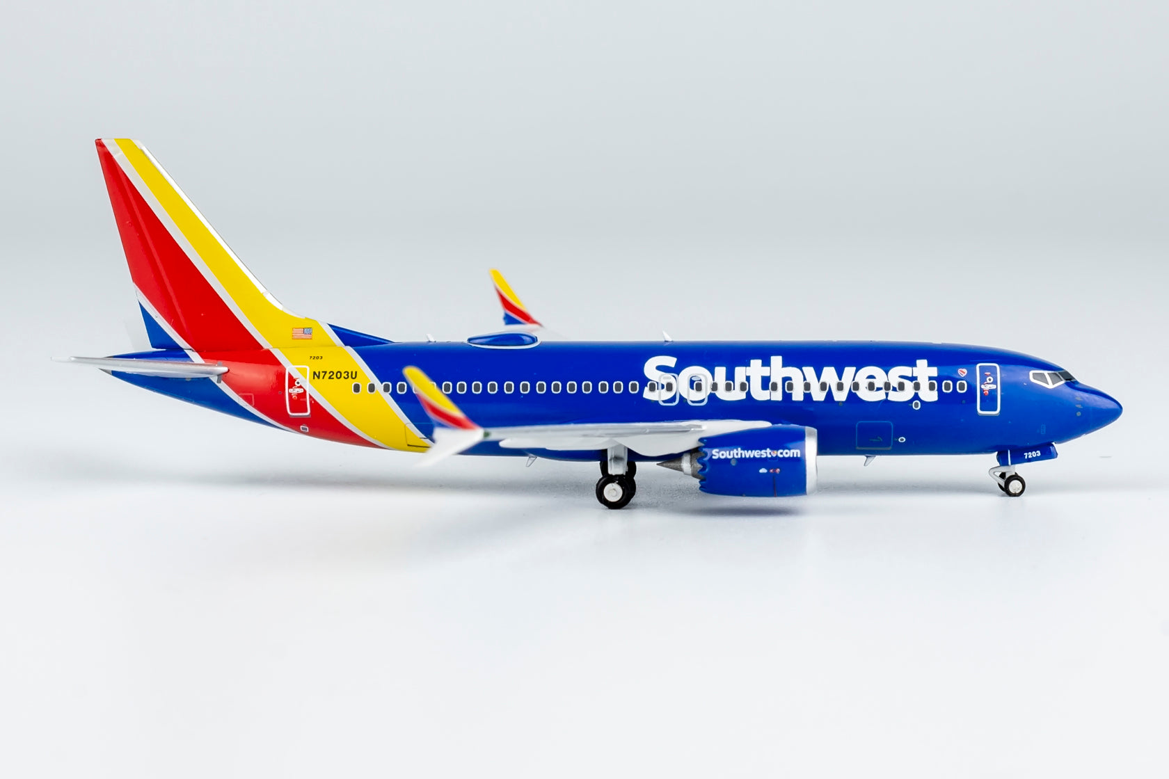 1/400 Southwest Airlines Boeing 737 MAX7 N7203U NG87001 - cover